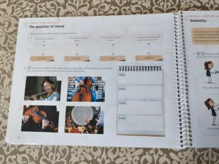 Libro de música en inglés ANAYA de 5°