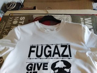 Tshirt*FUGAZI - GIVE me THE Cure. TallaS/M,∆∆∆∆∆∆π
