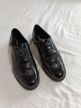 Zapatos negros de vestir