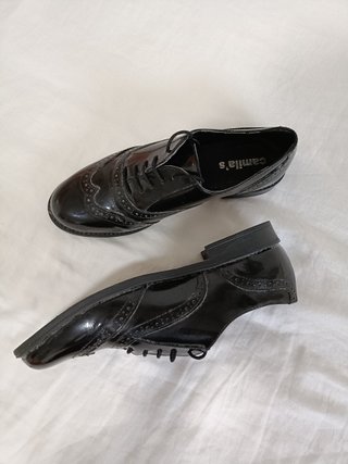 Zapatos negros de vestir