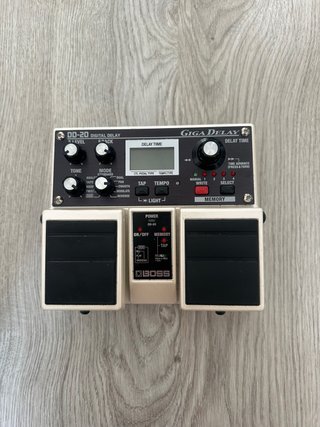 ***BOSS DD20 GIGA DELAY COMO NUEVA***