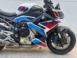 BMW M 1000 R