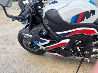 BMW M 1000 R