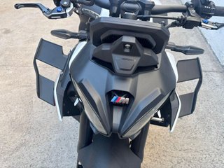 BMW M 1000 R