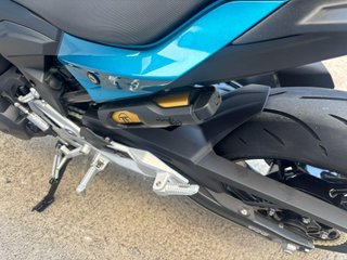 BMW F 900 R