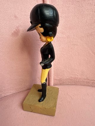 Figura Betty Boop Jinete