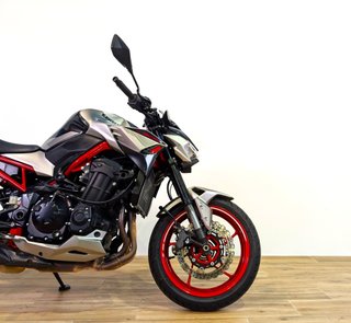 KAWASAKI Z 900  A2 (modelo actual) LIMITADA 2025