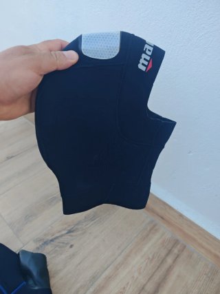 traje de buceo mares