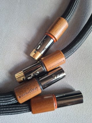 Cables Hi-End "SWISS CABLES" Reference XLR 1 metro