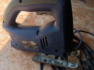 Sierra Caladora AEG de 570 W