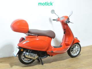 VESPA PRIMAVERA 125 (TOP CASE)