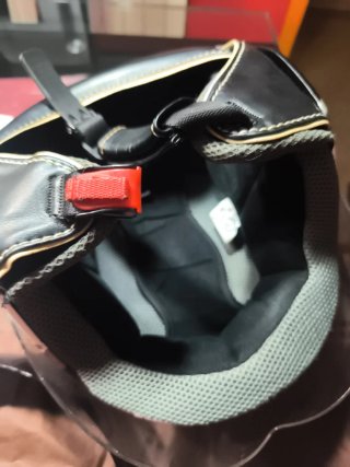 Casco HELMETS