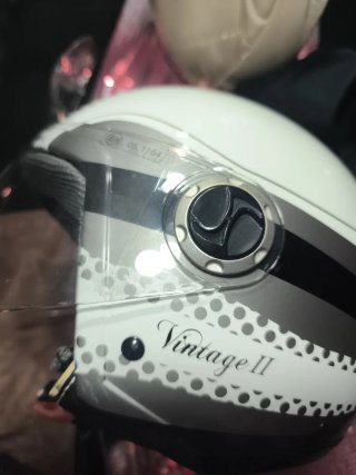 Casco HELMETS