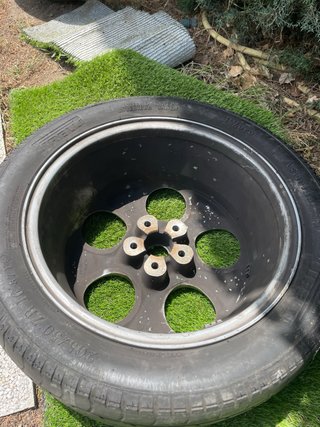 Llanta de repuesto Alfa Romeo GTV  con funda