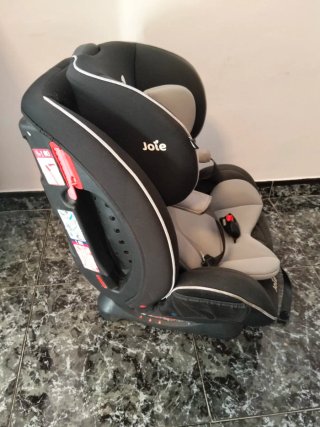 Silla coche Joie desde los 0-7años (contramarcha)
