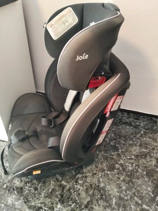 Silla coche Joie desde los 0-7años (contramarcha)