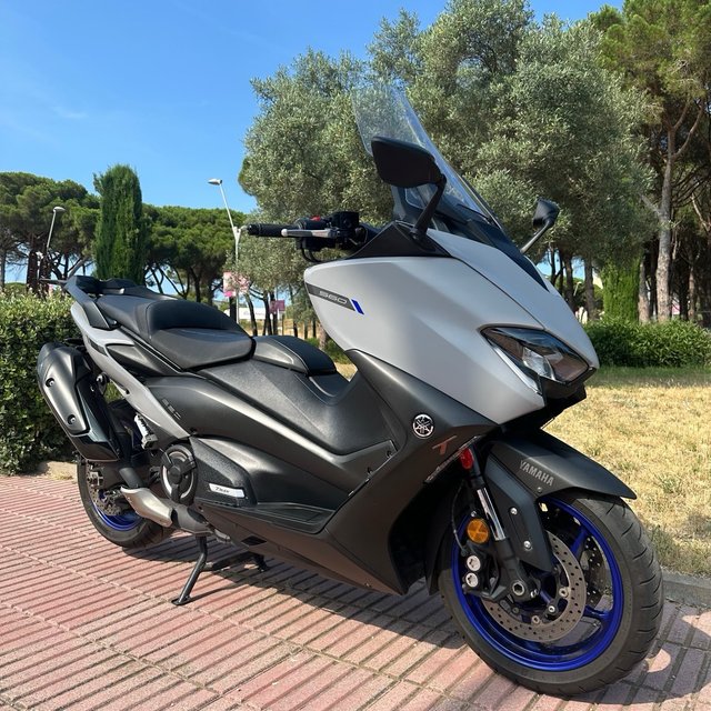 Yamaha T-Max 560 - 2021