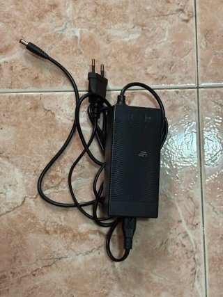 Patín de la marca Reebook negro coje 120kg