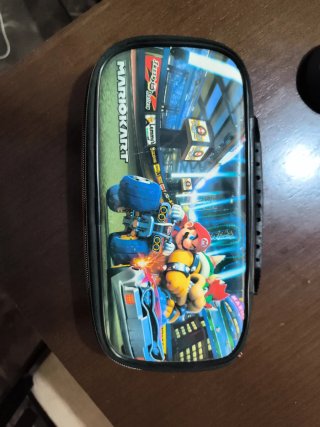 Funda Nintendo Switch modelo Mario Kart