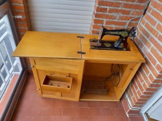 Máquina de coser SINGER
