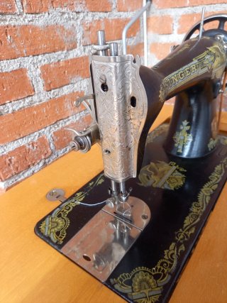 Máquina de coser SINGER