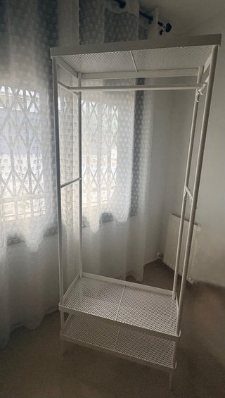 URGE VENDER Estructura armario metálico abierto