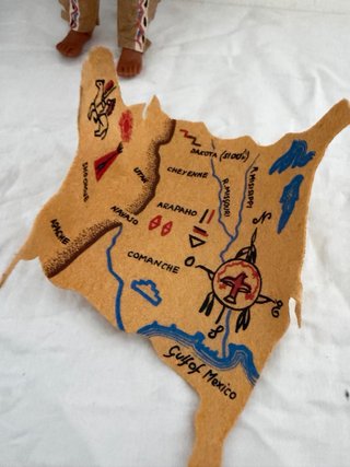 Madelman Jefe Indio + Accesorios(Tótem/Mapa)