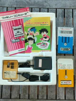 Nintendo Famicom AV + Disk System + juegos