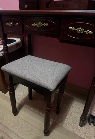 Tocador con sillon