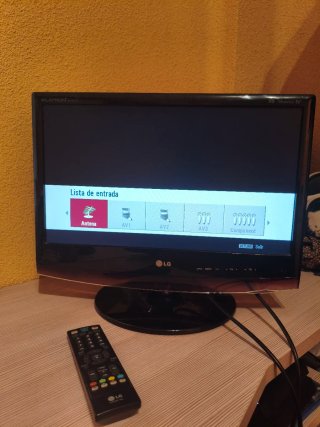 Monitor TV LG Flatron M1962D 19" HD + TDT (HDMI/AV