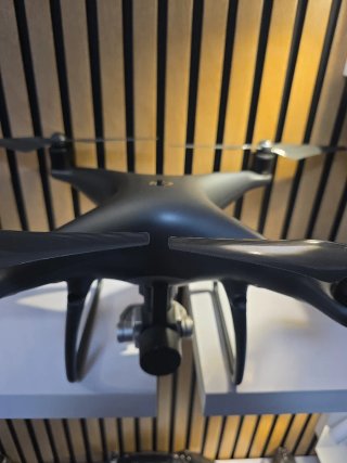 Dji phantom 4 obsidian