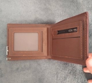 Billetera de hombre elegante minimalista