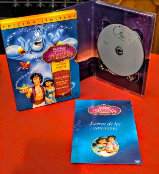 EL CINE EN CASA.           "TODO DISNEY."