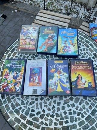 Vendo lote de 7 cintas VHS de Disney y otras