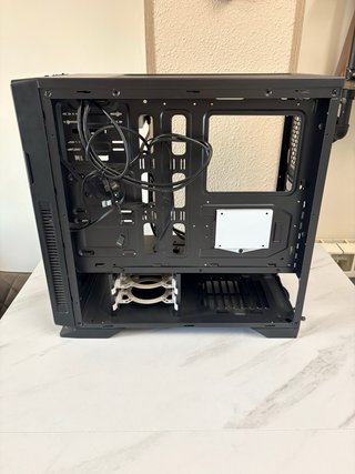 Caja PC + 2 ventilados + reproductor/grabador dvd