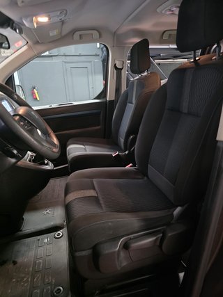 Peugeot Traveller 2018