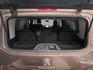 Peugeot Traveller 2018