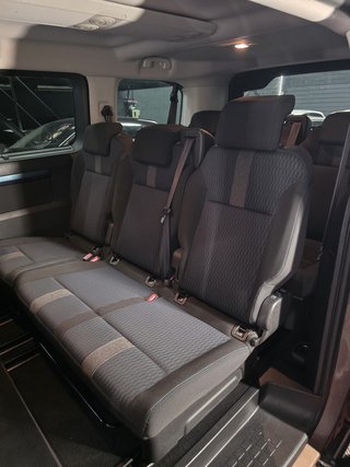 Peugeot Traveller 2018