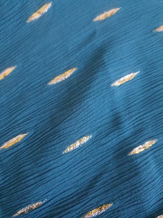 Pantalones con etiqueta
