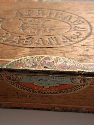 Caja de puros antigua vacía, colección