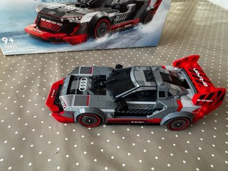 Lego Speed Champions Audi S1 e-tron quattro