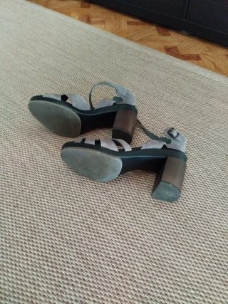 Sandalias de piel