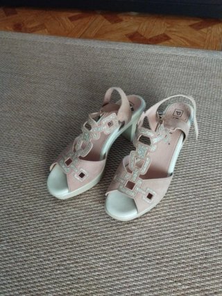 Sandalias de piel