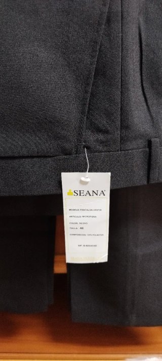 2 pantalones de vestir de hombre Nuevos 20€
