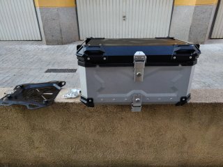 Baul moto 65L aluminio