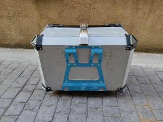 Baul moto 65L aluminio