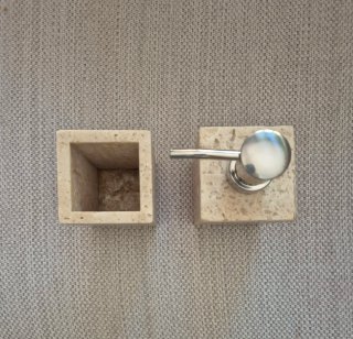 Juego de vaso y dosificador de Travertino