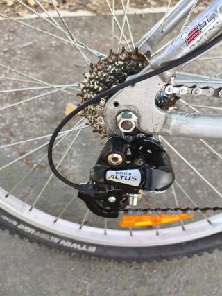 BICICLETA DECATHLON ROCK RIDER 26"