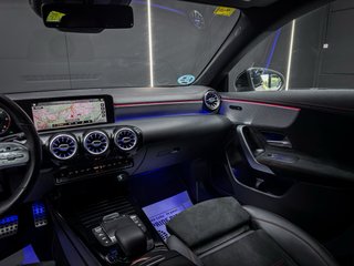 Mercedes-Benz Clase CLA AMG NIGHT SB