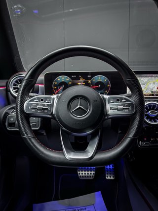 Mercedes-Benz Clase CLA AMG NIGHT SB